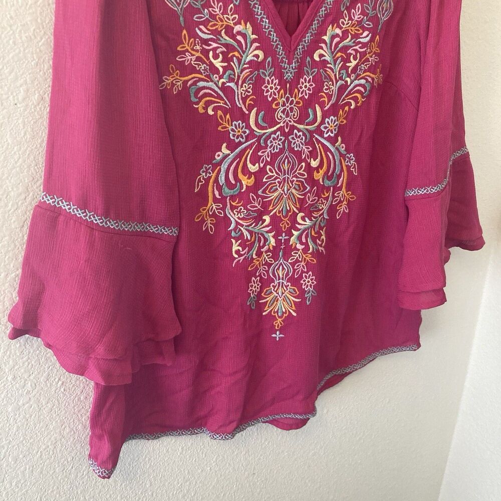 Savanna Jane Tunic Top Women's Small Magenta Embroidered Bell Sleeve Boho - Picture 12 of 16